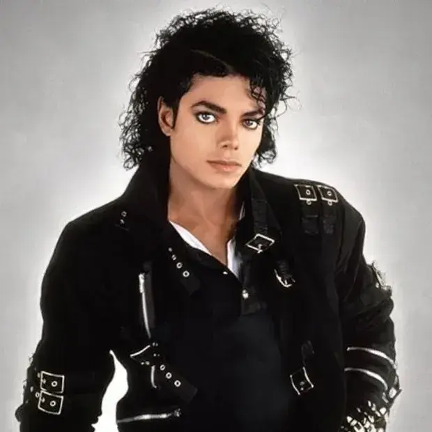 BasicPlane3250의 Julian Vance