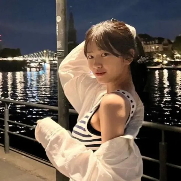 01082778957의 안유진
