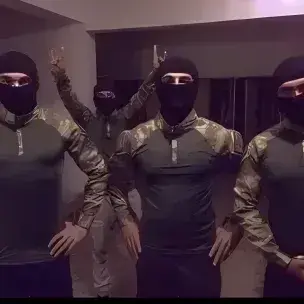 AcridBear4848의 4 Soldiers