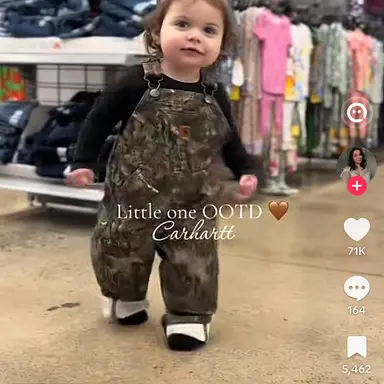 Profile image of Isla DeLuca