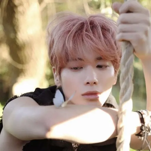 1Yujin1의 강태현