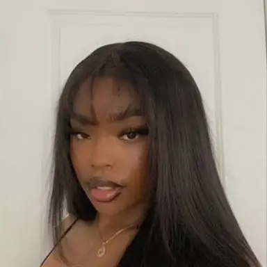 Profile image of Renelle