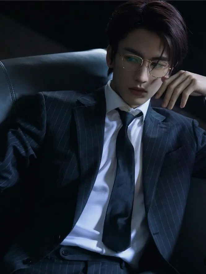 Daddy_Hwang의 Zhang Linghe