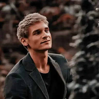 Profile image of Riven