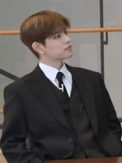 JuicyMoth5087의 Seungmin