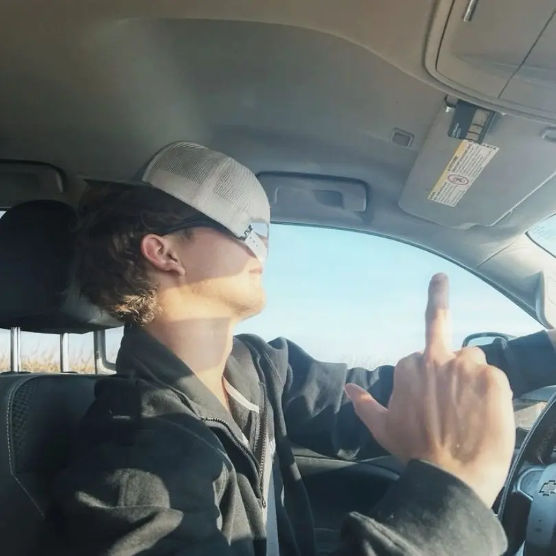 EasyTaxi4286의 FINN HAYES