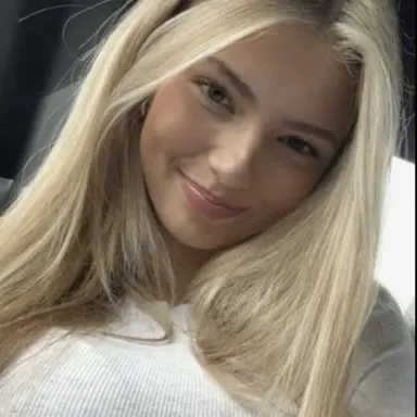 Profile image of Arianna