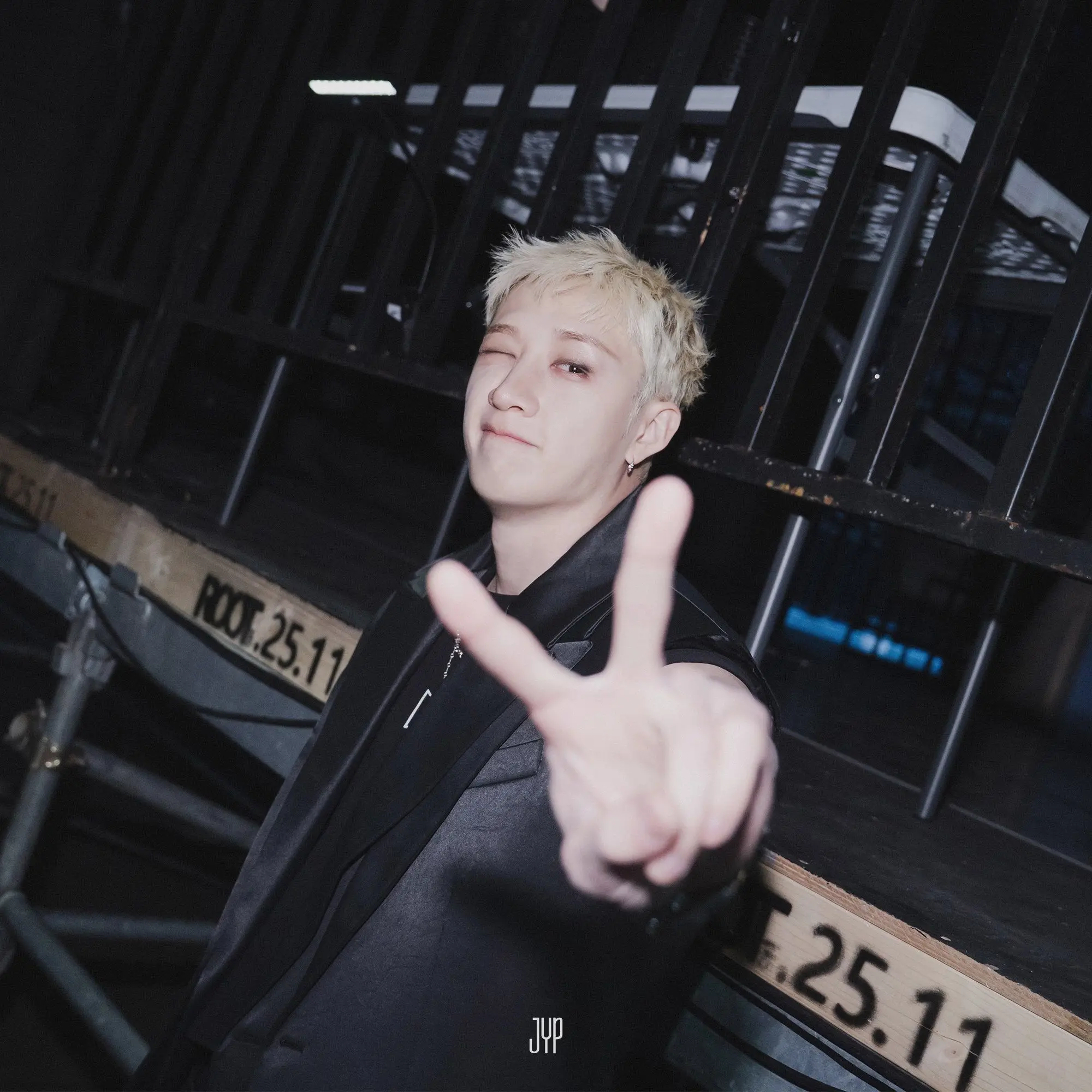 HandyRock6122의 Got caught