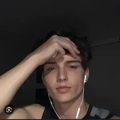 Profile image of Ethan