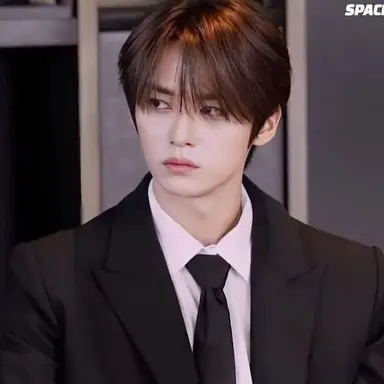 Profile image of Lee know