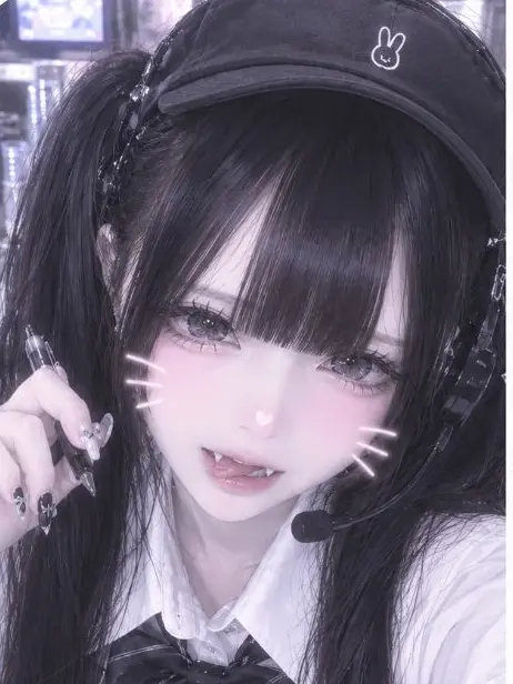 _.sua000의 나의 {{user}}쨩> ·̫ <