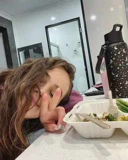 Profile image of Mary Mouser