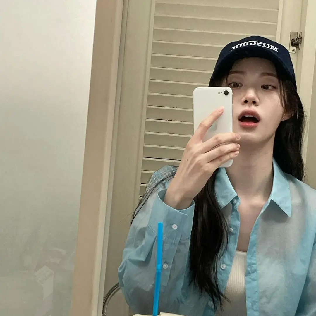 shark._.0104의 엄마 친구 딸