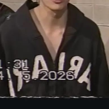 Profile image of V