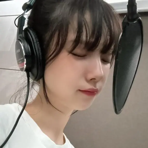 RoundFork6772의 여사친 유지민