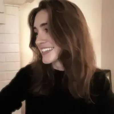 TameFocus3758의 Chloe Vance