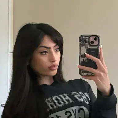 Profile image of Isabella