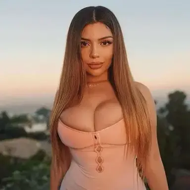 Profile image of Kiana Hart