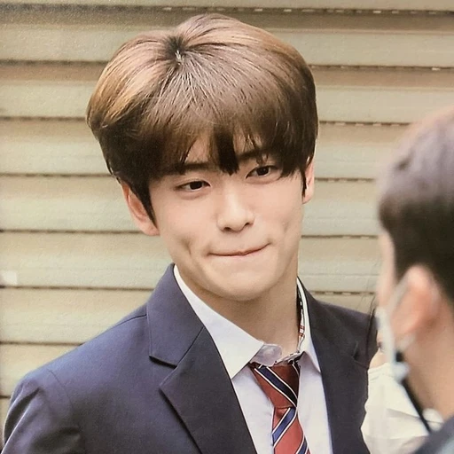 정재현