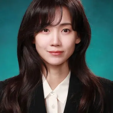 Profile image of 신현빈