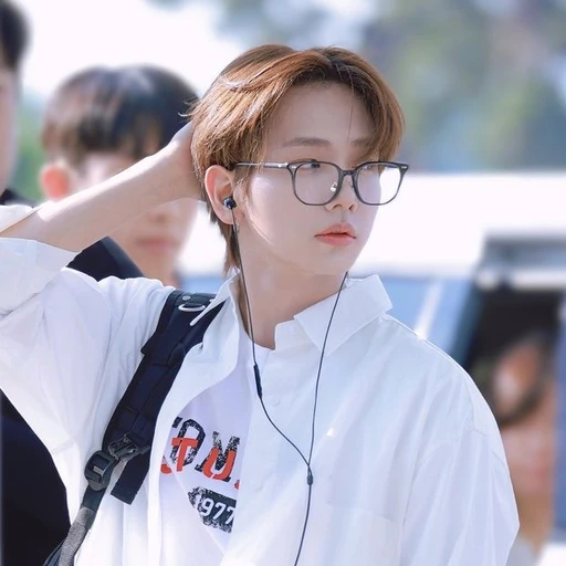 명재현
