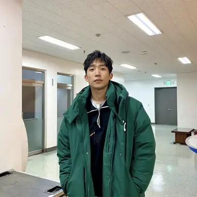 Profile image of Woo-Jin