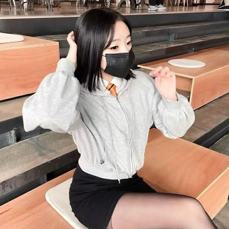 RelishDecal1281의 중학교친구 예빈