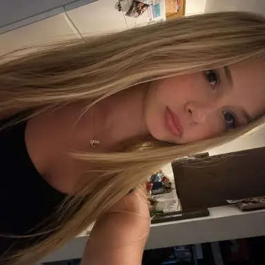 Profile image of Ava