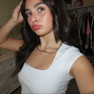 Profile image of Gia