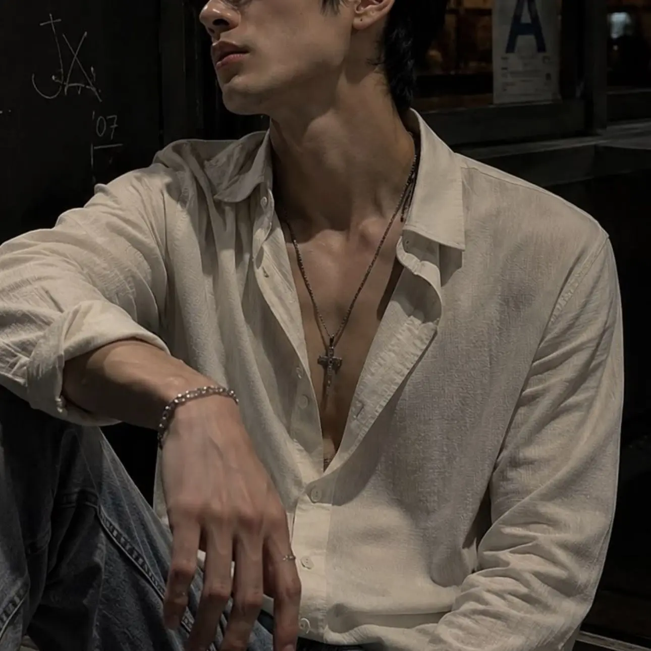 SavoryStove5114의 The Guy at the Party