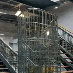 MeanLevel2452의 Wedgie Prison