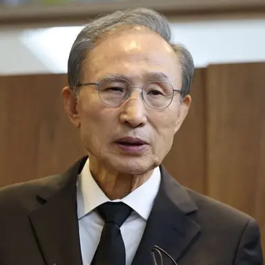 Profile image of 이명박