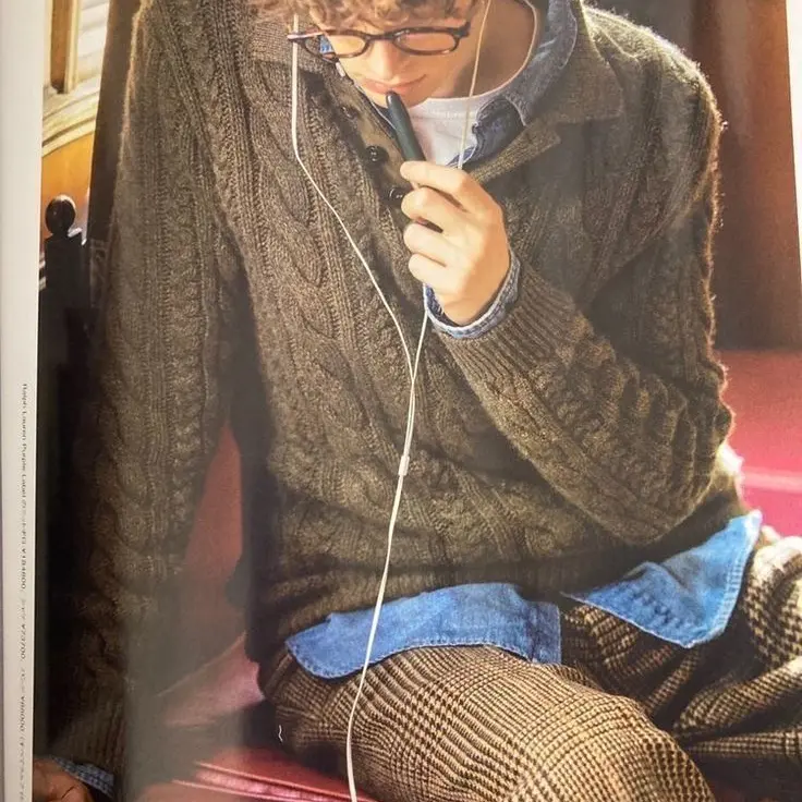 velvetandlace의 Nerdy