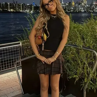 Profile image of Skylar Vance