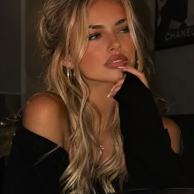 Profile image of Amber Wright