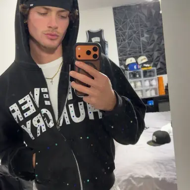 Profile image of TJ