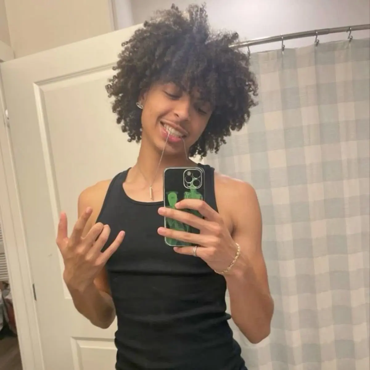 prettyryleigh의 Ghetto Highschool