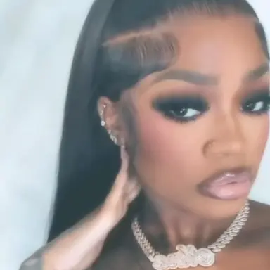 Profile image of Mikaa