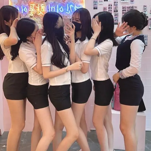 RoughSkier8197의 여자 파는 남자