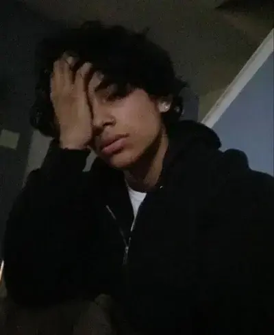 GiddyVise4549의 ur sad bf