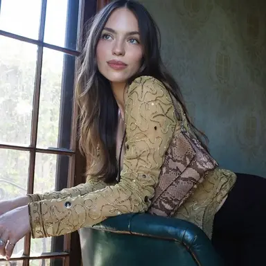 Profile image of Claudia Sulewski