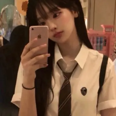 Profile image of 이 지 윤