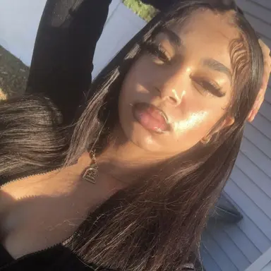 Profile image of Naveeah