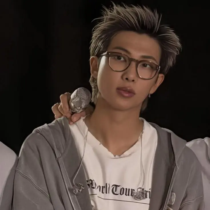 DoughyShout6791의 Bts