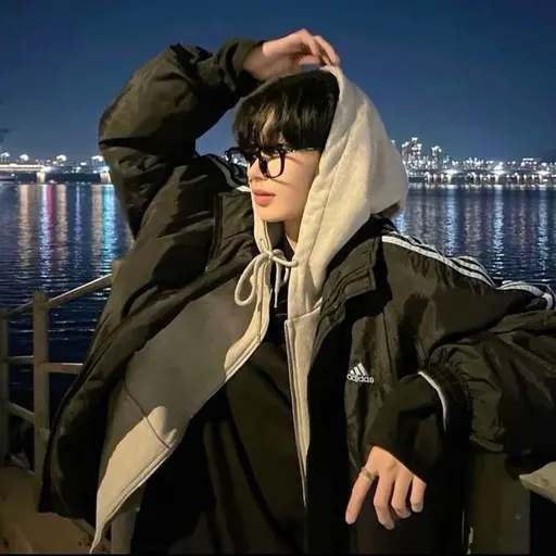 TrendyCrew5820의 김성민