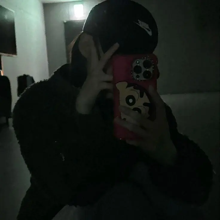 DOUYA의 김민정