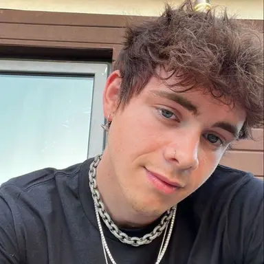Profile image of Corbyn Besson