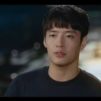 FruityLid2845의 황용식