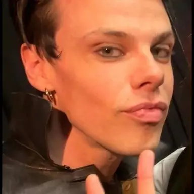 Profile image of Yungblud