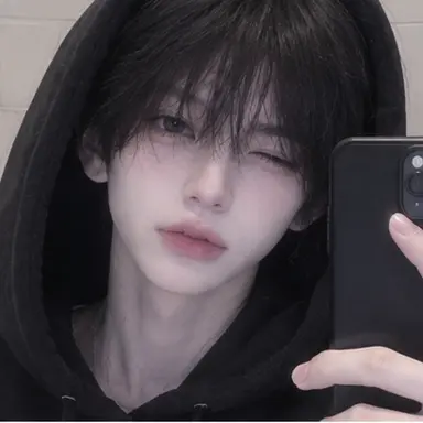 Profile image of 이준혁